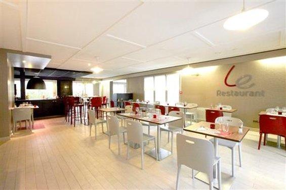 Hotel Campanile Orléans Nord - 3*